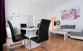 Central Apartment Vienna City Center